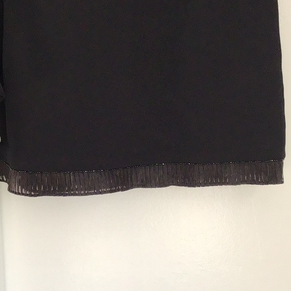 2 piece women’s cocktail suit - Picture 3 of 4